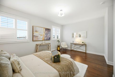 Photo 27 at 86 Hatton Garden Road, Vellore Village, Vaughan