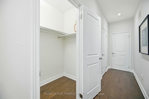 Photo 32 at 86 Hatton Garden Road, Vellore Village, Vaughan