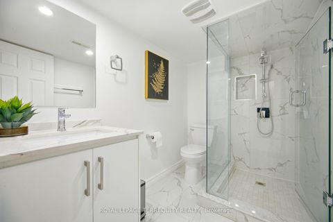 Photo 46 at 86 Hatton Garden Road, Vellore Village, Vaughan