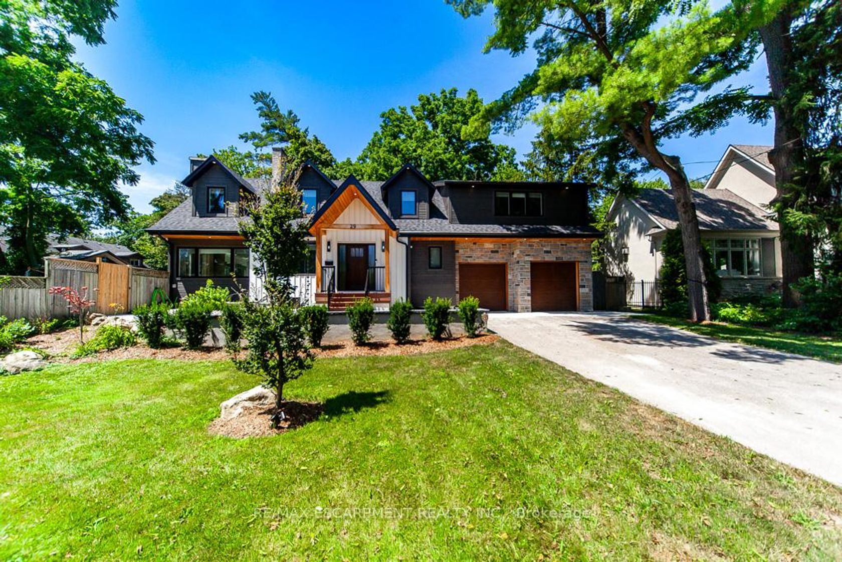 29 Pinewood Trail, Mineola, Mississauga 