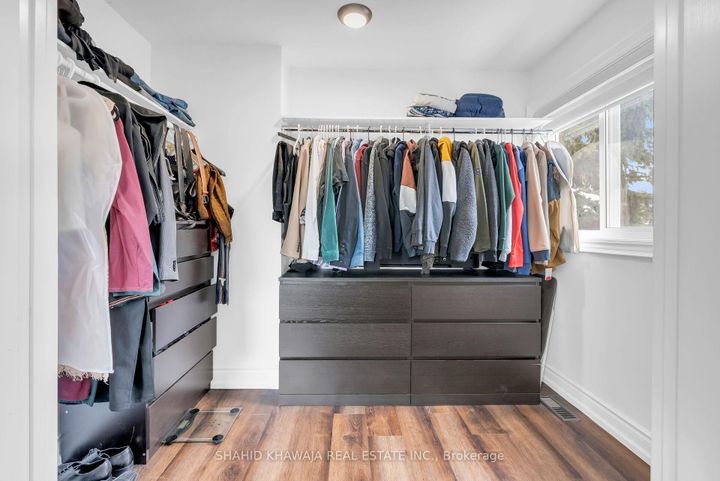 Photo 17 at 6655 Ganymede Road, Meadowvale, Mississauga