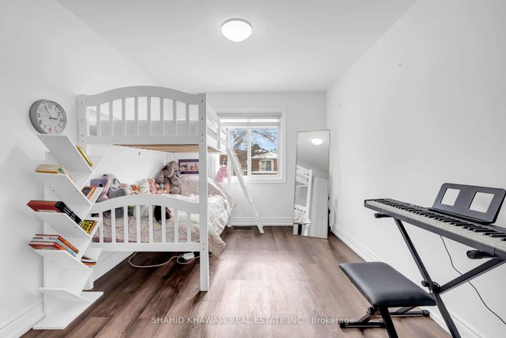 Photo 20 at 6655 Ganymede Road, Meadowvale, Mississauga