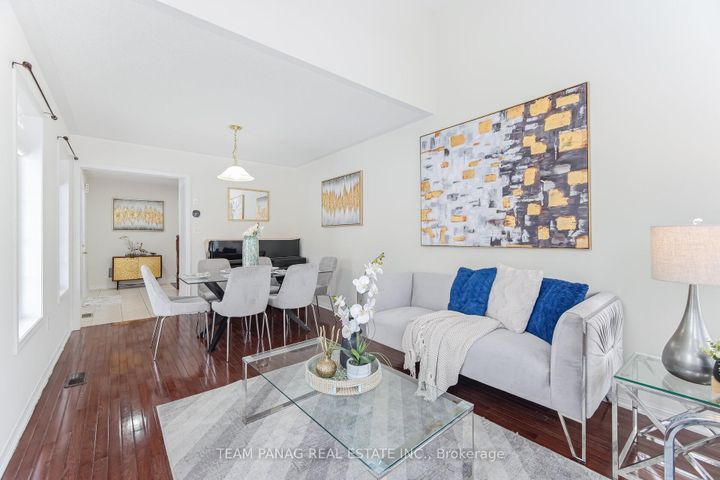 Photo 6 at 3 Decker Hollow Circle, Credit Valley, Brampton