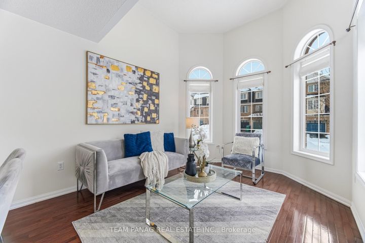 Photo 8 at 3 Decker Hollow Circle, Credit Valley, Brampton