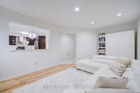 Photo 22 at 20 Joseph Aaron Boulevard, Brownridge, Vaughan