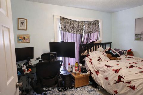 Photo 1 at 10 Crow Trail, Malvern, Toronto