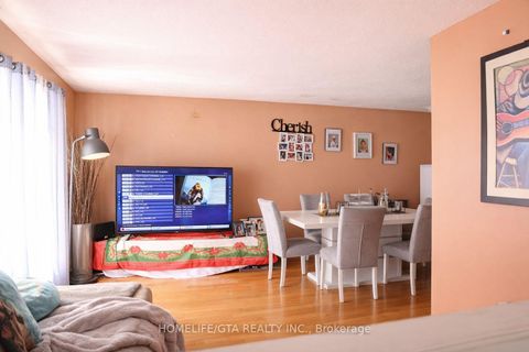 Photo 6 at 10 Crow Trail, Malvern, Toronto