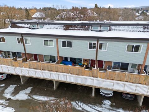 Photo 22 at 317 Milestone Crescent, Aurora Village, Aurora