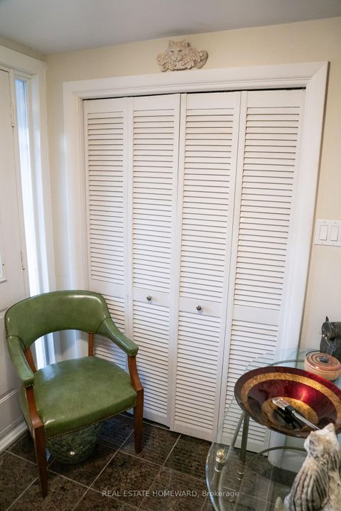 Photo 4 at 35 Valentine Drive, Donalda, Toronto