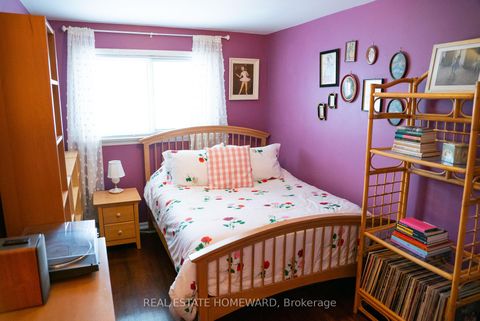 Photo 14 at 35 Valentine Drive, Donalda, Toronto