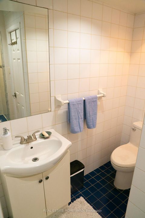 Photo 18 at 35 Valentine Drive, Donalda, Toronto