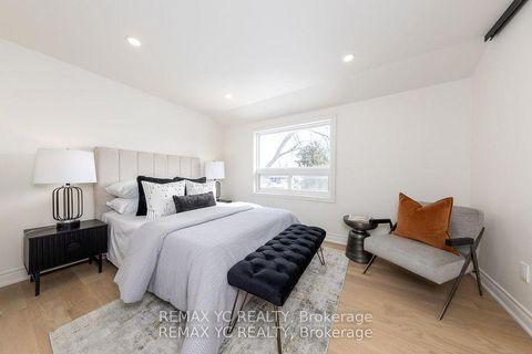 Photo 16 at 87 Woodfern Drive, Ionview, Toronto