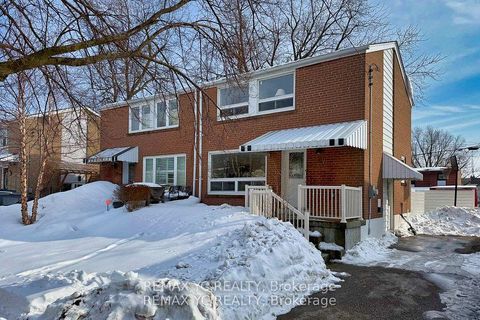 Photo 29 at 87 Woodfern Drive, Ionview, Toronto
