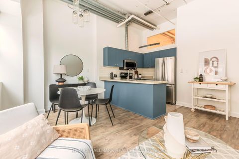 Photo 6 at 202 - 700 King Street W, Waterfront Communities C1, Toronto