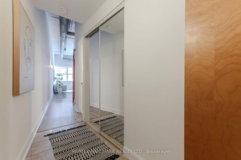 Photo 24 at 202 - 700 King Street W, Waterfront Communities C1, Toronto