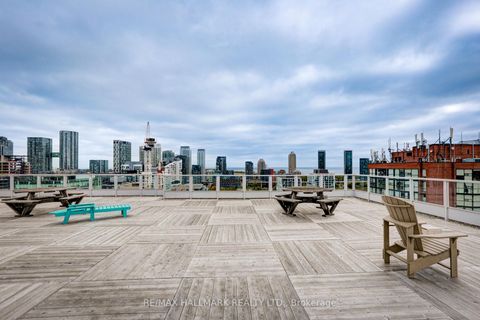 Photo 39 at 202 - 700 King Street W, Waterfront Communities C1, Toronto