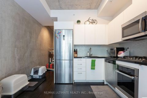 Photo 6 at 206 - 39 Brant Street, Waterfront Communities C1, Toronto