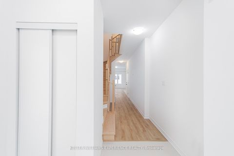 Photo 1 at 12 Wagon Lane, Rural Barrie Southeast, Barrie