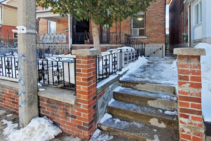 Photo 5 at 296 MONTROSE Avenue, Little Italy, Toronto