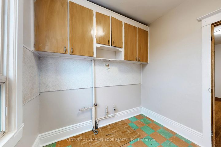 Photo 38 at 296 MONTROSE Avenue, Little Italy, Toronto