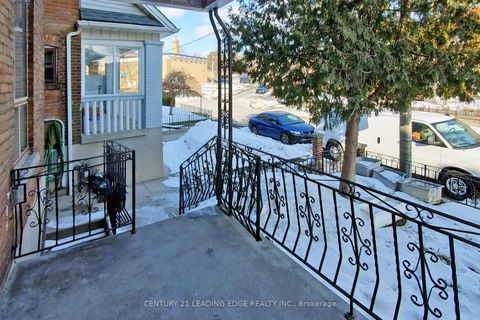 Photo 8 at 296 MONTROSE Avenue, Little Italy, Toronto