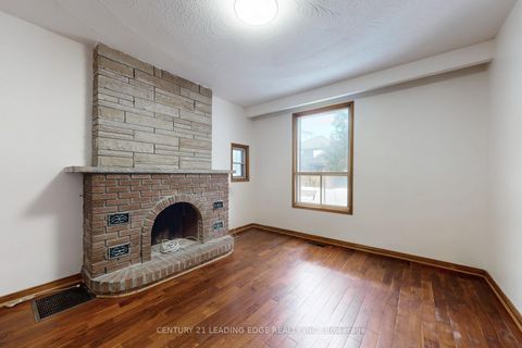 Photo 9 at 296 MONTROSE Avenue, Little Italy, Toronto