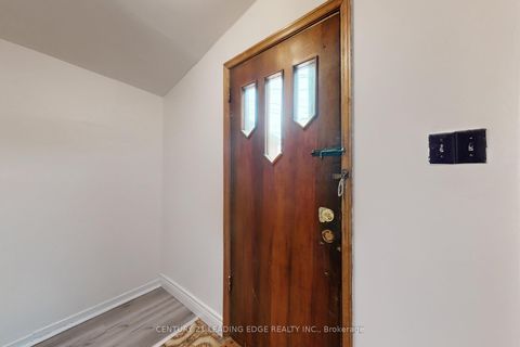 Photo 23 at 296 MONTROSE Avenue, Little Italy, Toronto