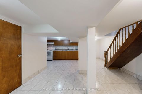 Photo 39 at 296 MONTROSE Avenue, Little Italy, Toronto