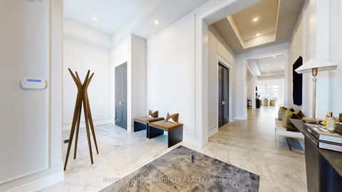 Photo 1 at 85A ELM GROVE Avenue, Oak Ridges, Richmond Hill