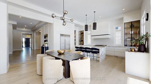 Photo 7 at 85A ELM GROVE Avenue, Oak Ridges, Richmond Hill