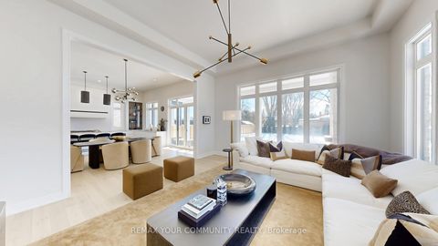 Photo 11 at 85A ELM GROVE Avenue, Oak Ridges, Richmond Hill