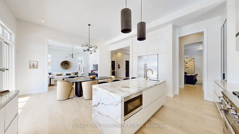 Photo 18 at 85A ELM GROVE Avenue, Oak Ridges, Richmond Hill