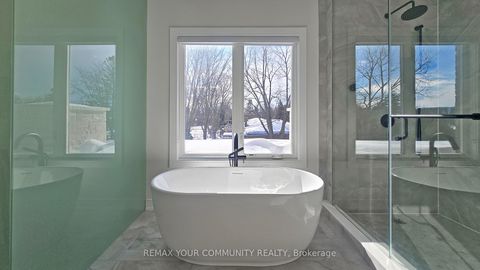 Photo 27 at 85A ELM GROVE Avenue, Oak Ridges, Richmond Hill