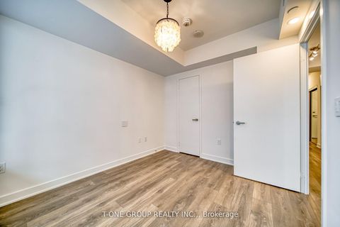 Photo 3 at 2808 - 99 Broadway Avenue, Mount Pleasant West, Toronto