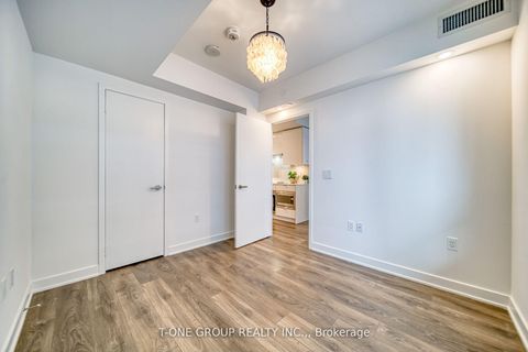 Photo 4 at 2808 - 99 Broadway Avenue, Mount Pleasant West, Toronto