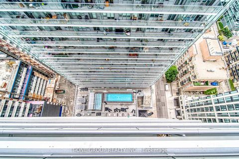 Photo 12 at 2808 - 99 Broadway Avenue, Mount Pleasant West, Toronto