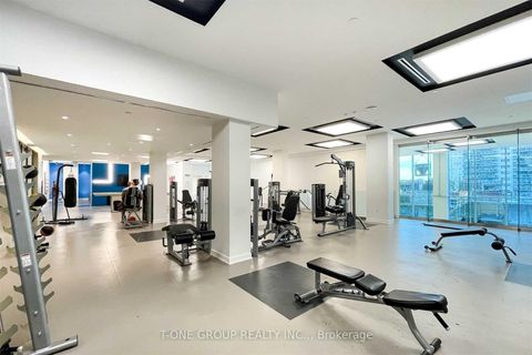 Photo 14 at 2808 - 99 Broadway Avenue, Mount Pleasant West, Toronto