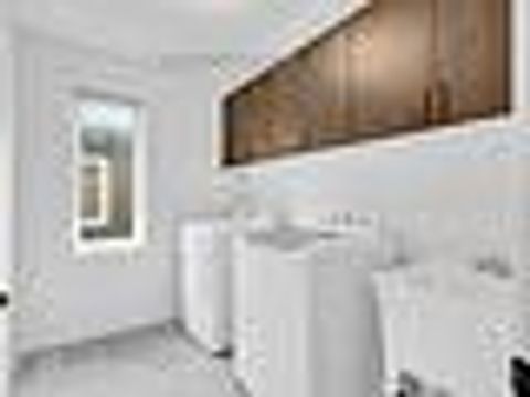 Photo 34 at 7 Barnyard Trail, Rural Barrie Southeast, Barrie