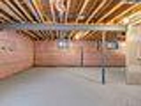 Photo 38 at 7 Barnyard Trail, Rural Barrie Southeast, Barrie