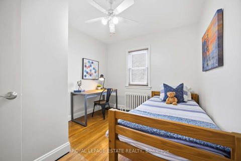 Photo 12 at 207 Clonmore Drive, Cliffside, Toronto