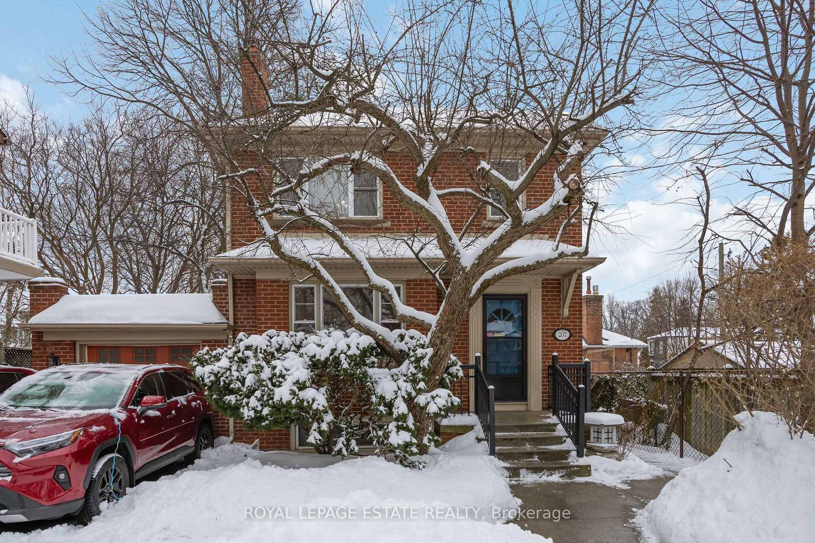 207 Clonmore Drive, Cliffside, Toronto 