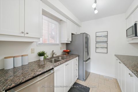 Photo 11 at 154 Radford Drive, Central West, Ajax