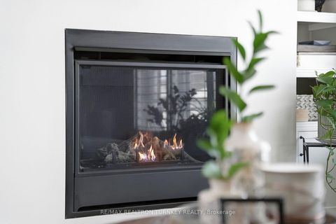 Photo 5 at 27 Marion Crescent, Wellington, Barrie