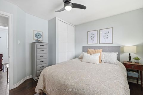 Photo 19 at 27 Marion Crescent, Wellington, Barrie