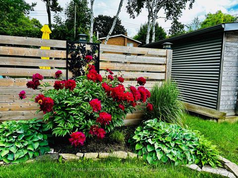 Photo 48 at 27 Marion Crescent, Wellington, Barrie