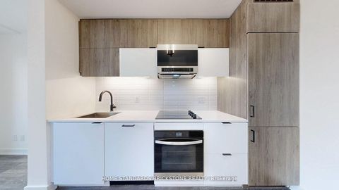 Photo 3 at 321 - 8888 Yonge Street, South Richvale, Richmond Hill