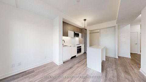 Photo 6 at 321 - 8888 Yonge Street, South Richvale, Richmond Hill