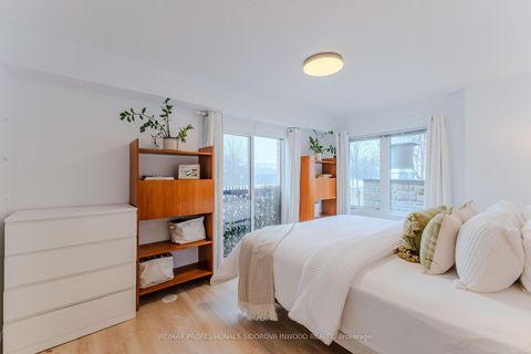 Photo 15 at 115 - 14 Foundry Avenue, Junction, Toronto