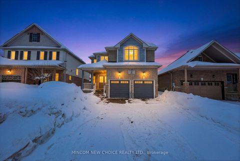 Photo 1 at 37 Westminster Circle, Shore, Barrie