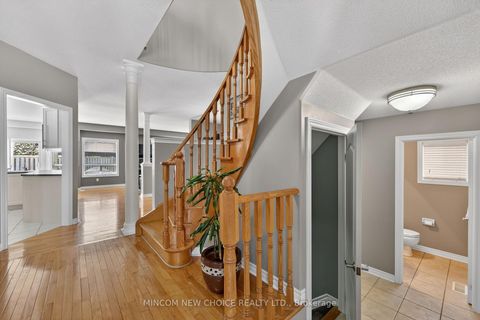 Photo 30 at 37 Westminster Circle, Shore, Barrie